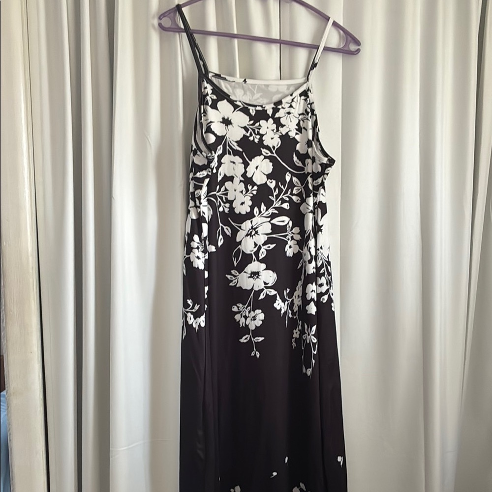 Floral Black and White Women's Dress